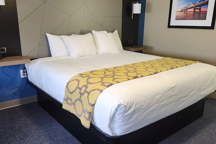 Room 6 of 41