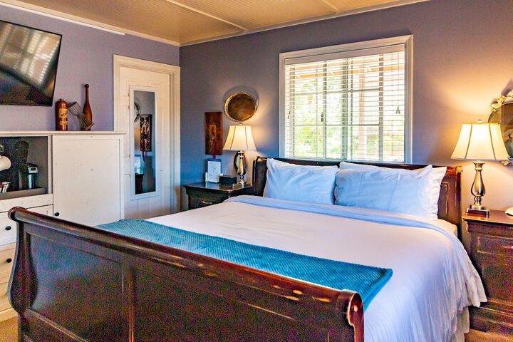 Room 27 of 56