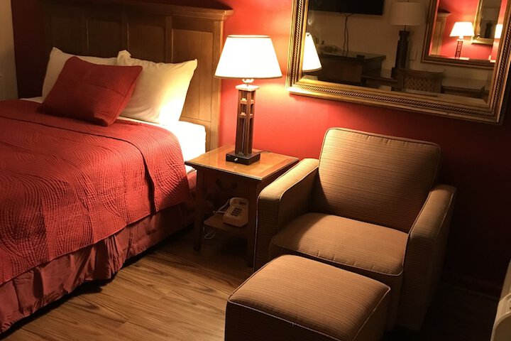 Room 13 of 39