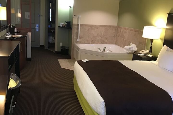 Room 56 of 69
