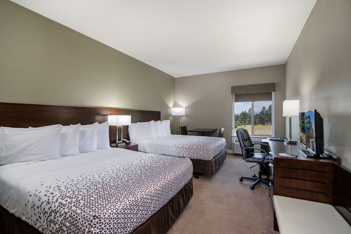 HillSide Inn