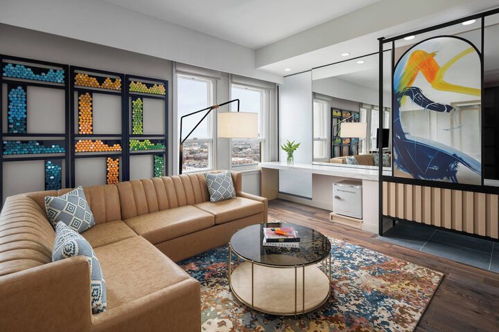 Glass Light Hotel & Gallery Autograph Collection