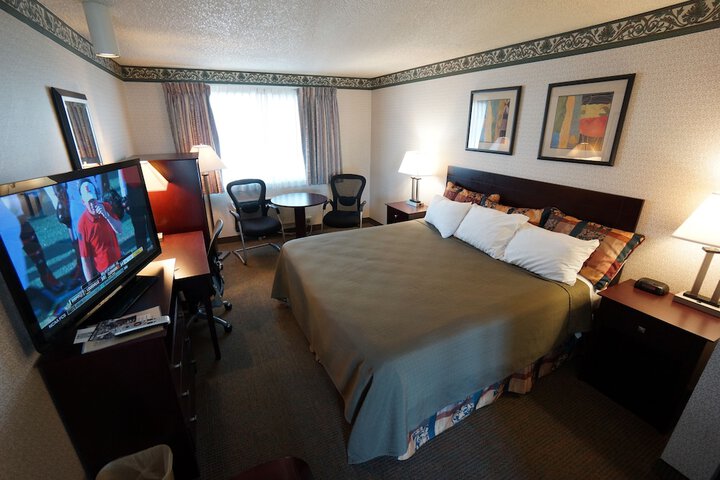 Room 23 of 36