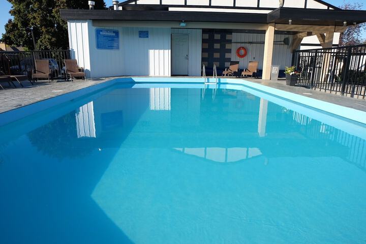 Pool 9 of 60