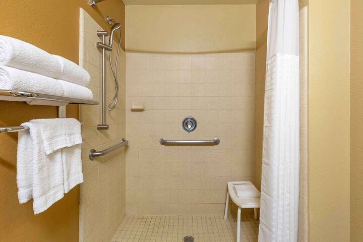 Extended Stay America Suites Washington DC Falls Church