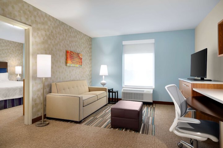Home2 Suites by Hilton Joliet / Plainfield