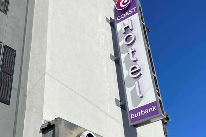 Hotel 2 of 43