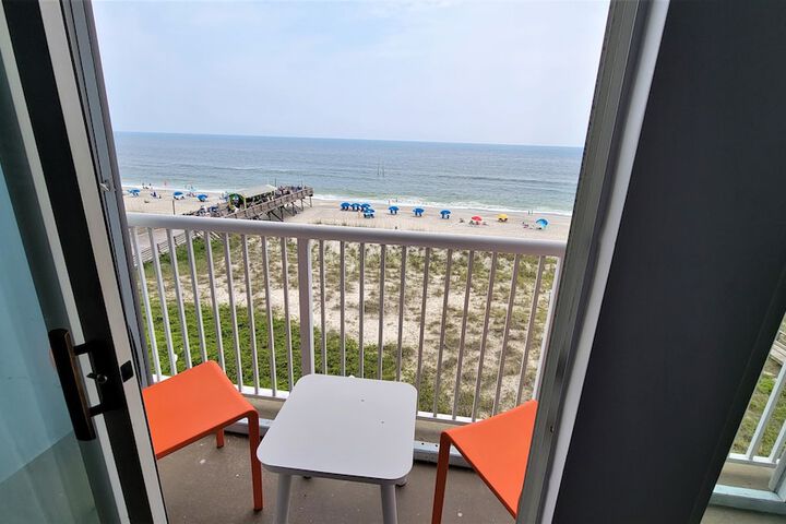 Golden Sands Carolina Beach Oceanfront Tapestry by Hilton