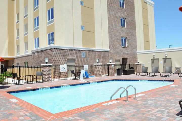 Pool 5 of 33