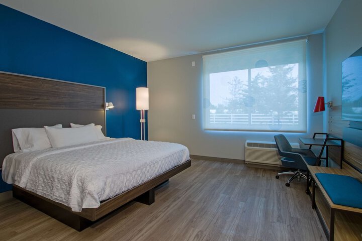 Room 14 of 27
