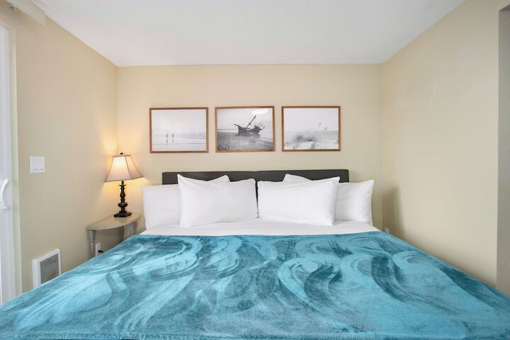 Breakwater Resort