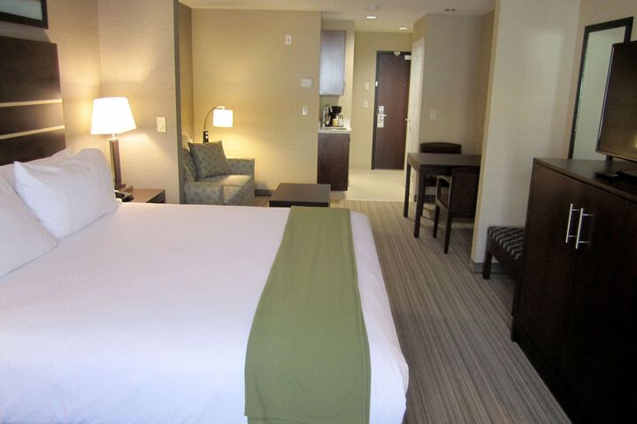 Room 40 of 59