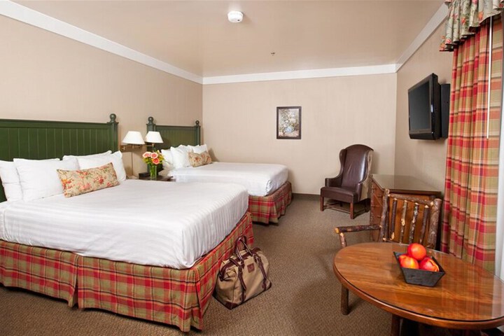 Room 15 of 33