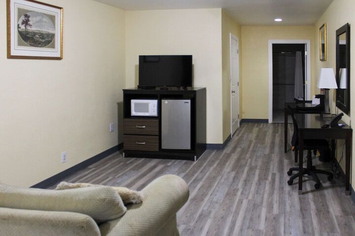 Room 16 of 78