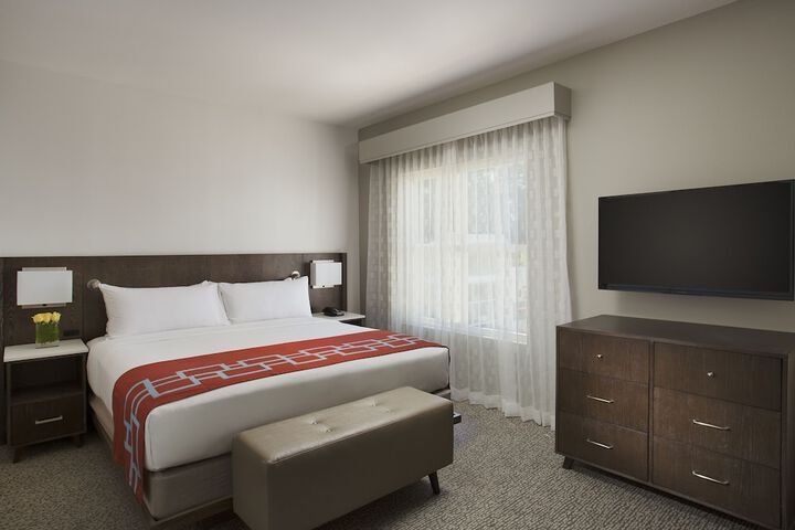 Room 16 of 23