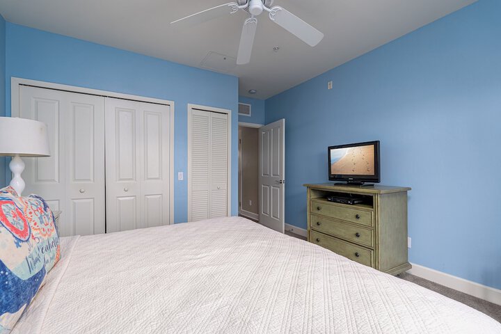 Room 70 of 345