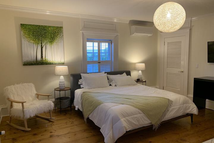 Room 18 of 26