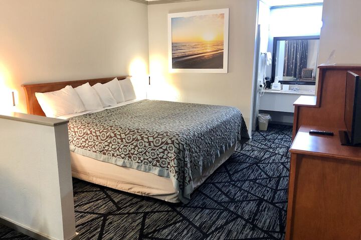 Room 19 of 24
