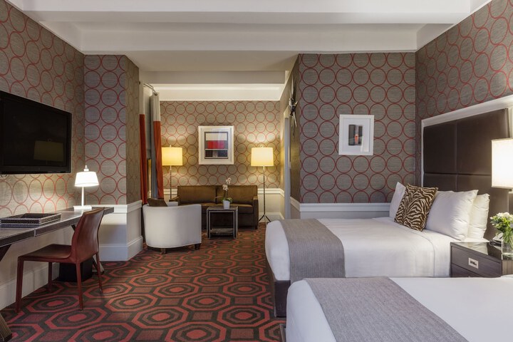 Room 25 of 72