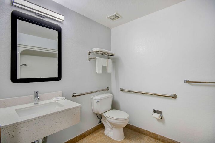 Room 44 of 58