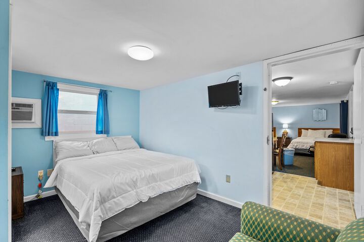 Room 50 of 78