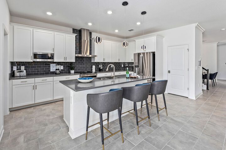 Harbor Island Beach Club Homes by Villatel