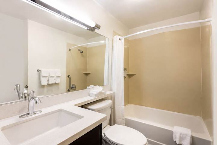 Blue Way Inn & Suites Extended Stay Bloomington Airport - Minneapolis