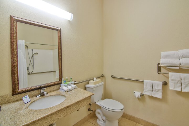 Room 20 of 44