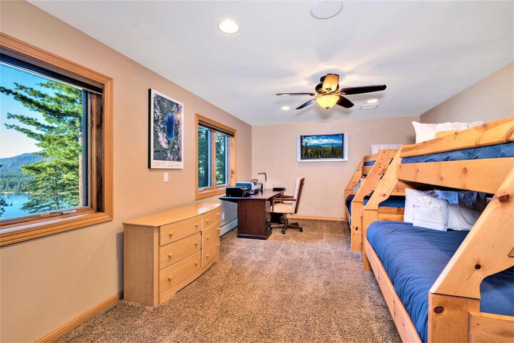 Room 13 of 43