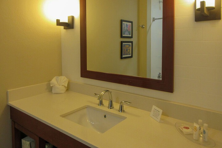 Room 8 of 25