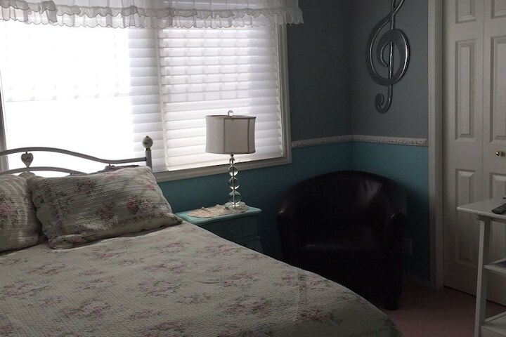 Room 18 of 31