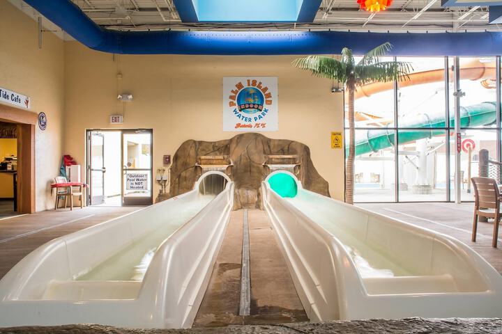 Quality Inn & Suites Palm Island Indoor Waterpark