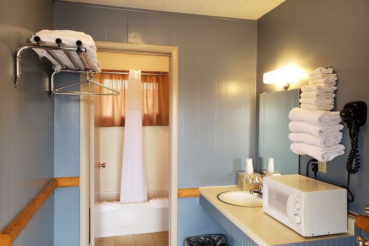 Room 18 of 72