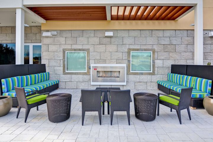 Home2 Suites by Hilton Winston-Salem Hanes Mall