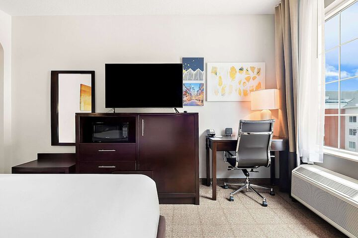 Room 46 of 66