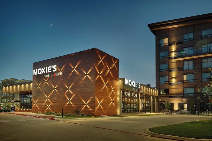 Sandman Signature Plano - Frisco Hotel