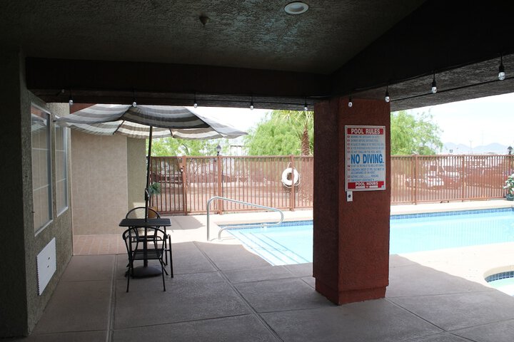 Pool 20 of 84