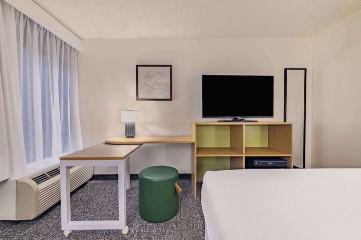 Spark by Hilton Clarks Summit
