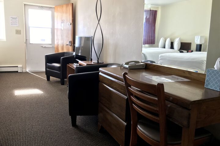 Room 30 of 33