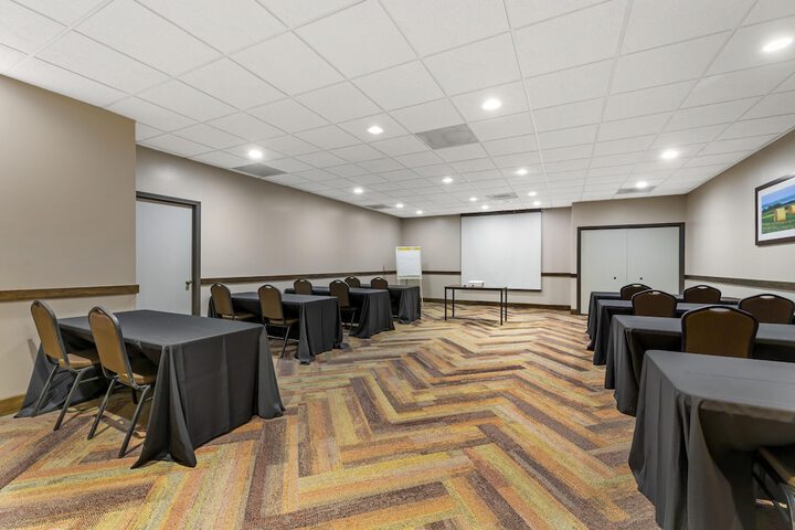 Best Western Plus Wooster Hotel & Conference Center