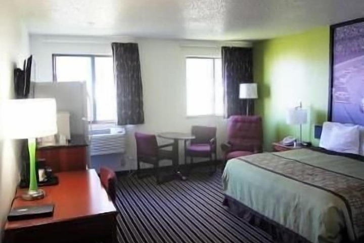 Room 46 of 57
