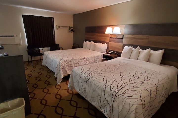 Room 19 of 43