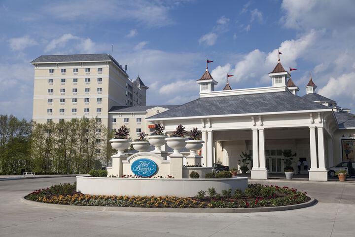 Cedar Points Hotel Breakers
