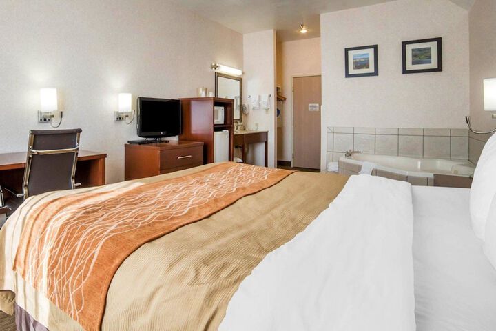 Room 9 of 26
