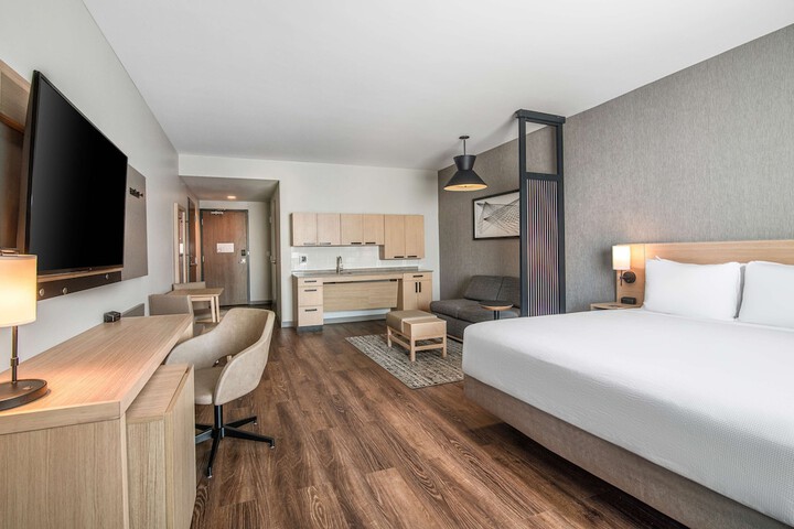 Room 40 of 71