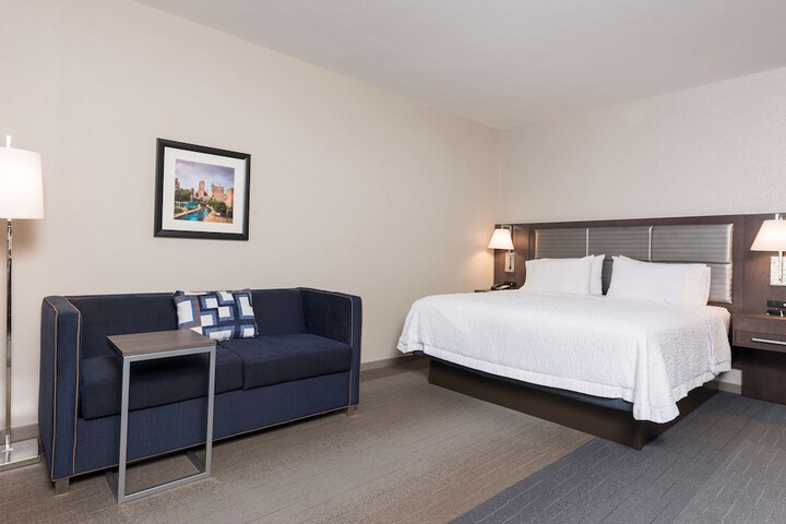 Room 19 of 41