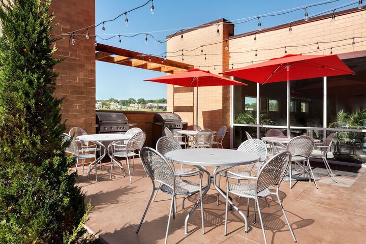 Terrace/Patio 31 of 34