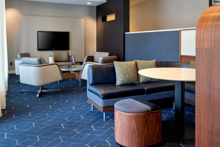 Hotel Interior 13 of 38