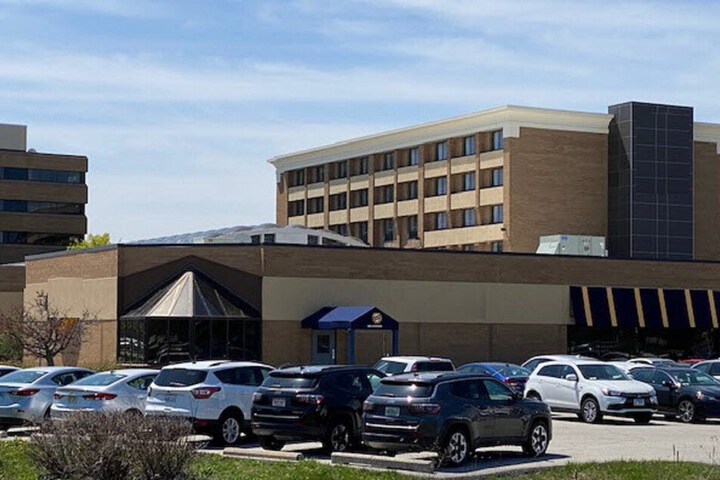 Holiday Inn Brookfield - ​​Milwaukee by IHG