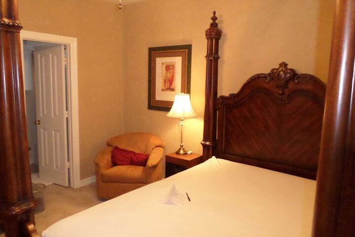 Room 22 of 41